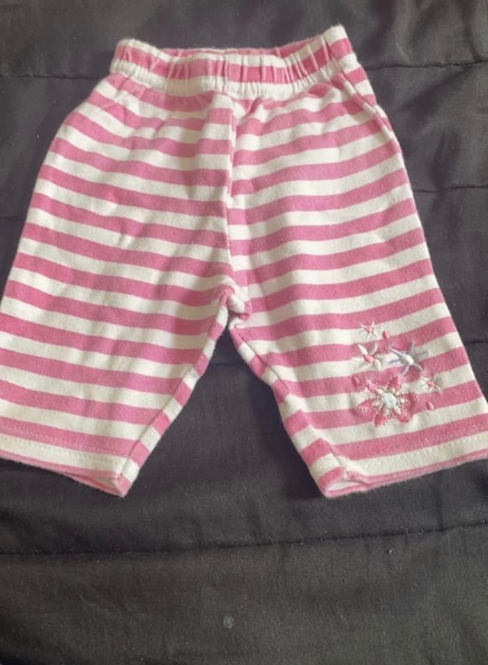 Lot 3 leggings courts neufs T.6m - photo numéro 4