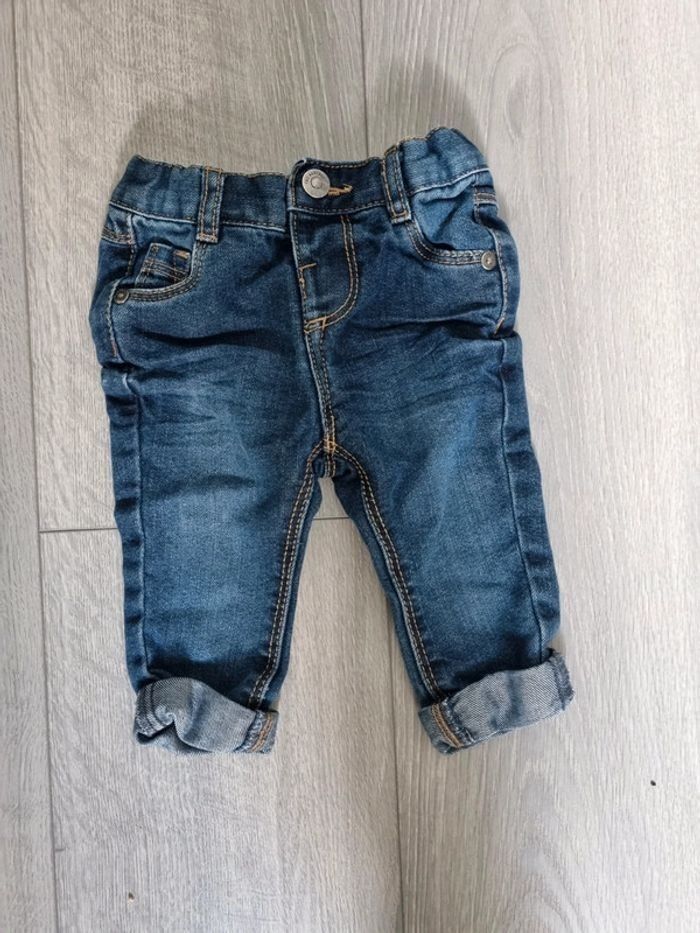 Jean bébé 6 mois Tape à l'Œil denim bleu foncé à revers  Tres Bonne Etat