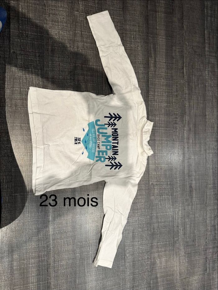 T-shirt