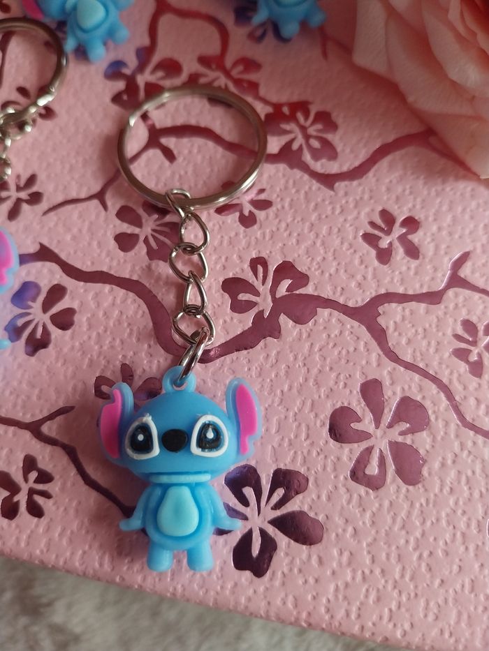 Minis porte clé  stitch 1z50/1 - photo numéro 3
