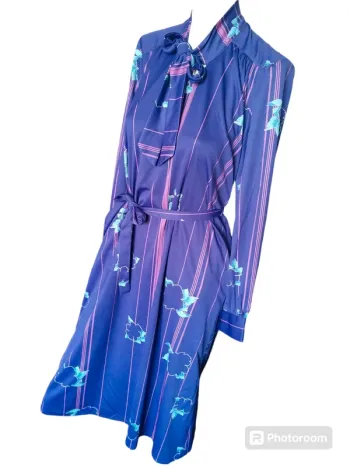 Robe dress retro vintage printemps automne fleurs flower rayé rayures stripes