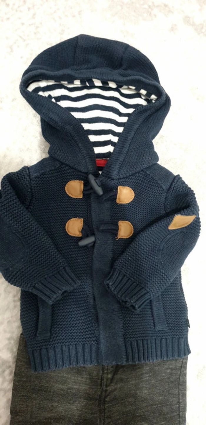 Ensemble garçon gilet+ pantalon - photo numéro 2