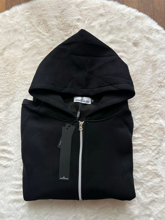 Sweat à capuche noir stone - neuf avec étiquette taille M - photo numéro 3