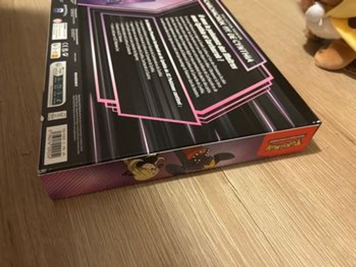 Coffret Pokémon Coffret Premium Carchacrok ex de Cynthia ev10 - photo numéro 6