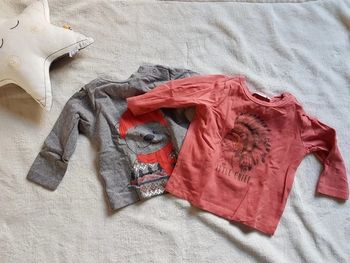 Lot de 2 maillots manches longues garçon 9 mois