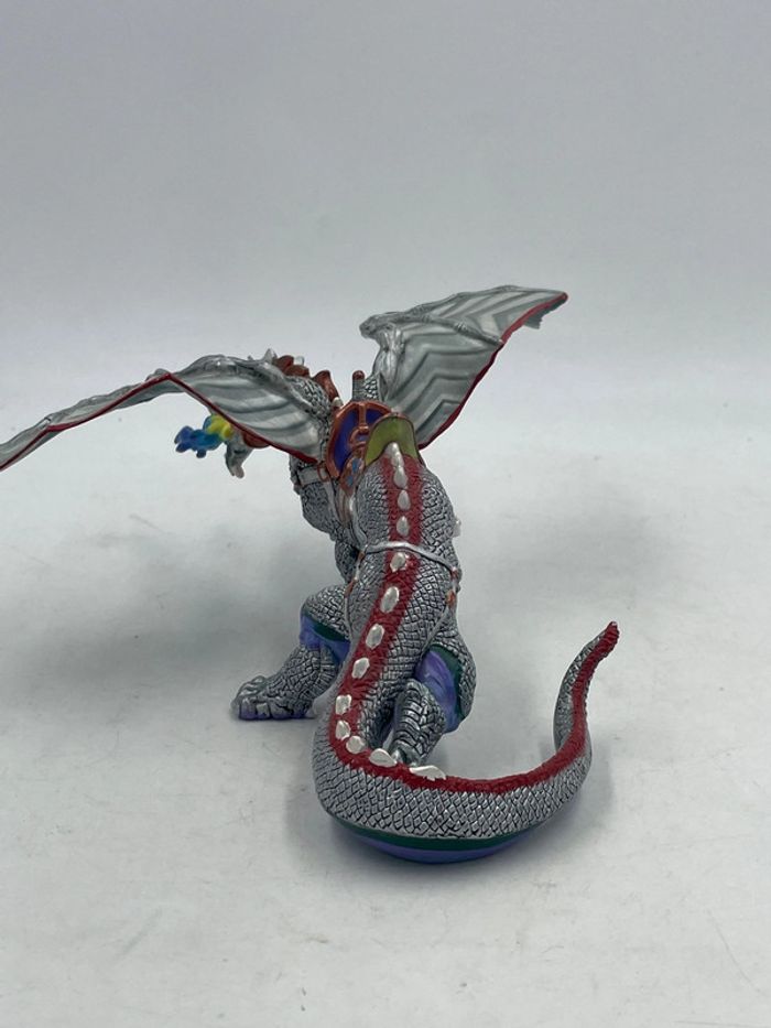 Figurine Papo World Fantasy Dragon Destrier Argent N•38937 - photo numéro 4