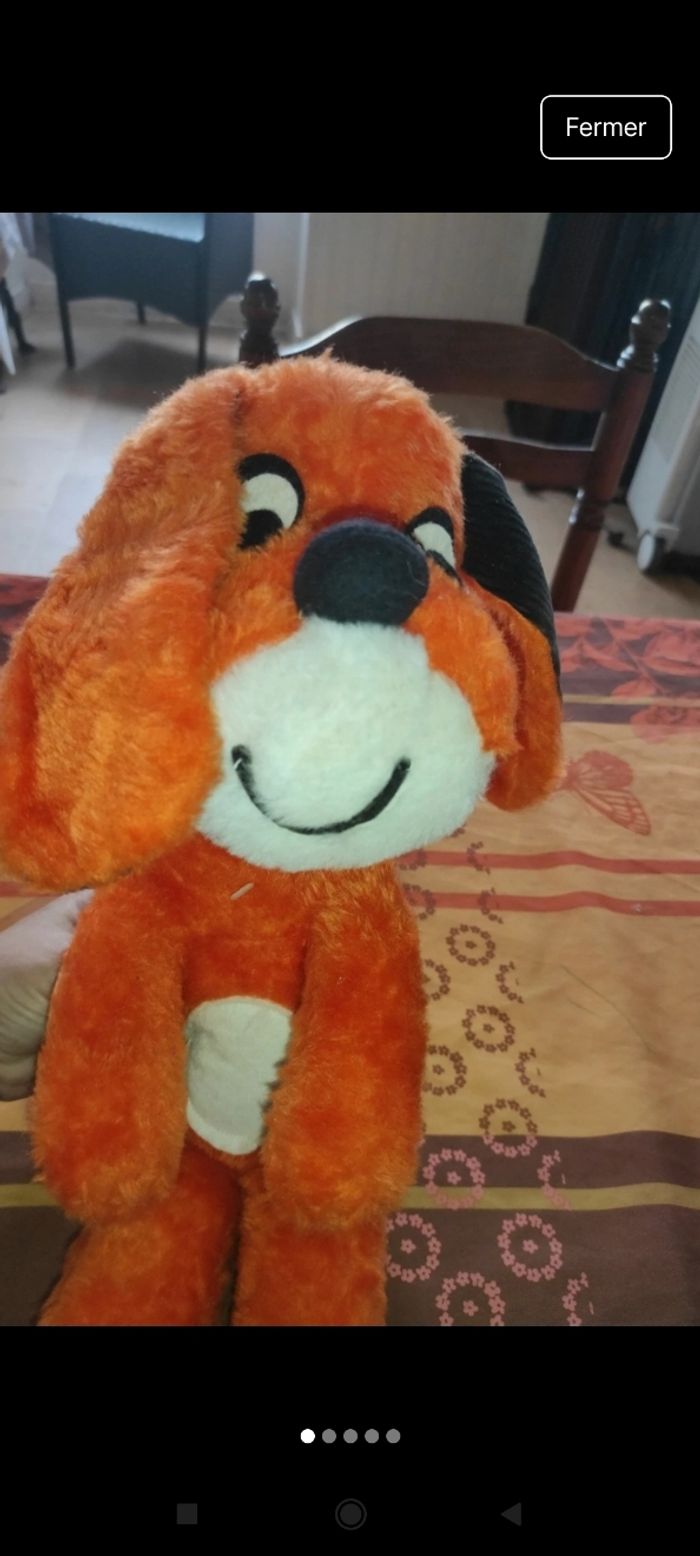 Très belle peluche chien
J41 - photo numéro 3