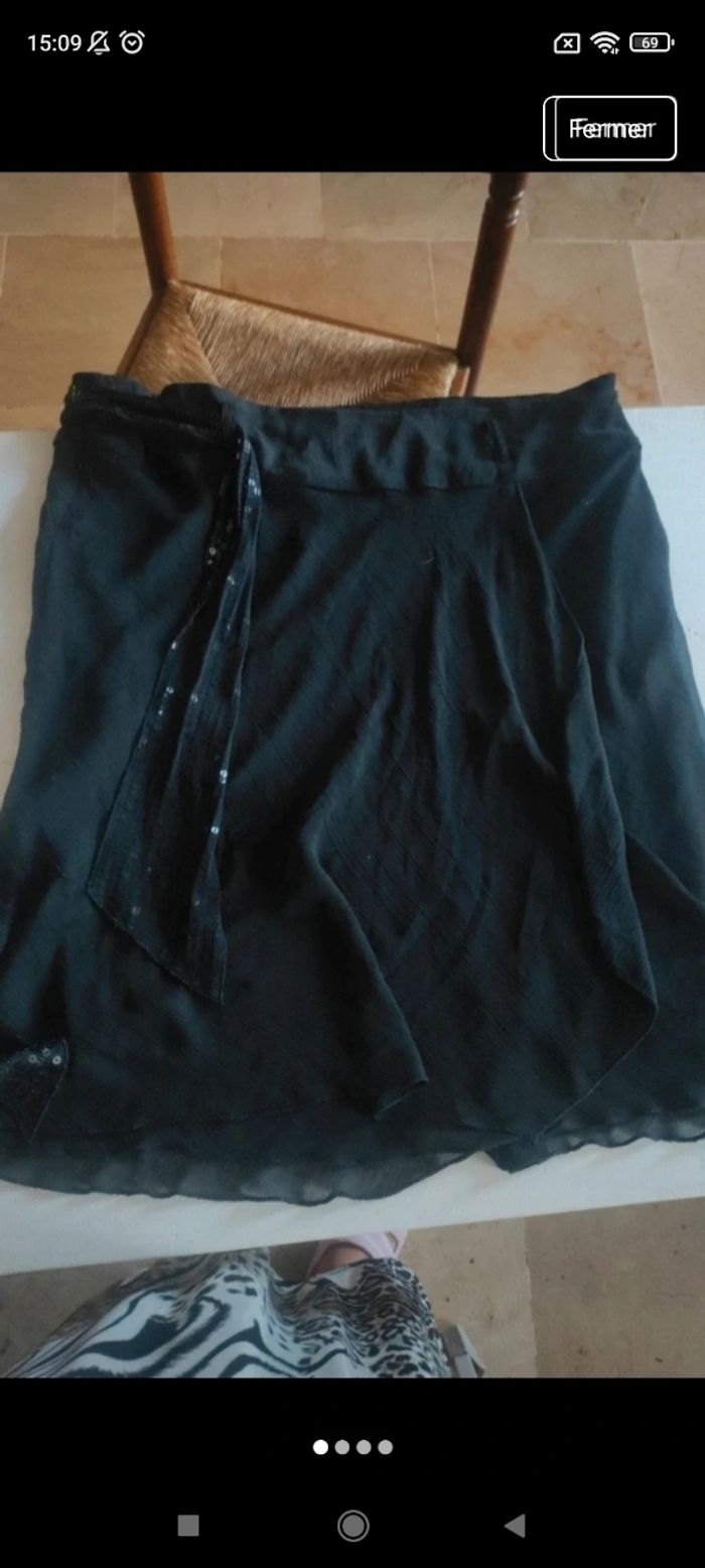 Très belle jupe femme f16