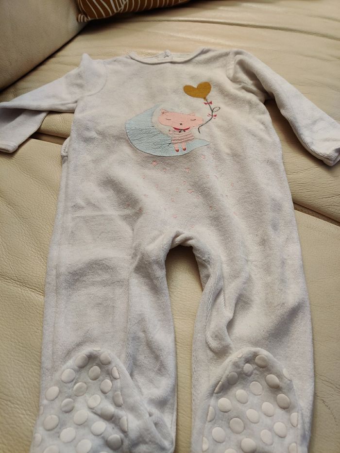 Lot de pyjamas - photo numéro 2