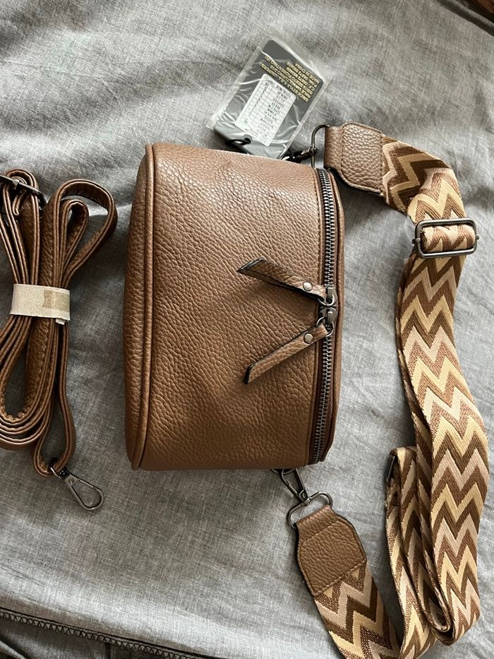 Sac a bandoulière marron - photo numéro 3