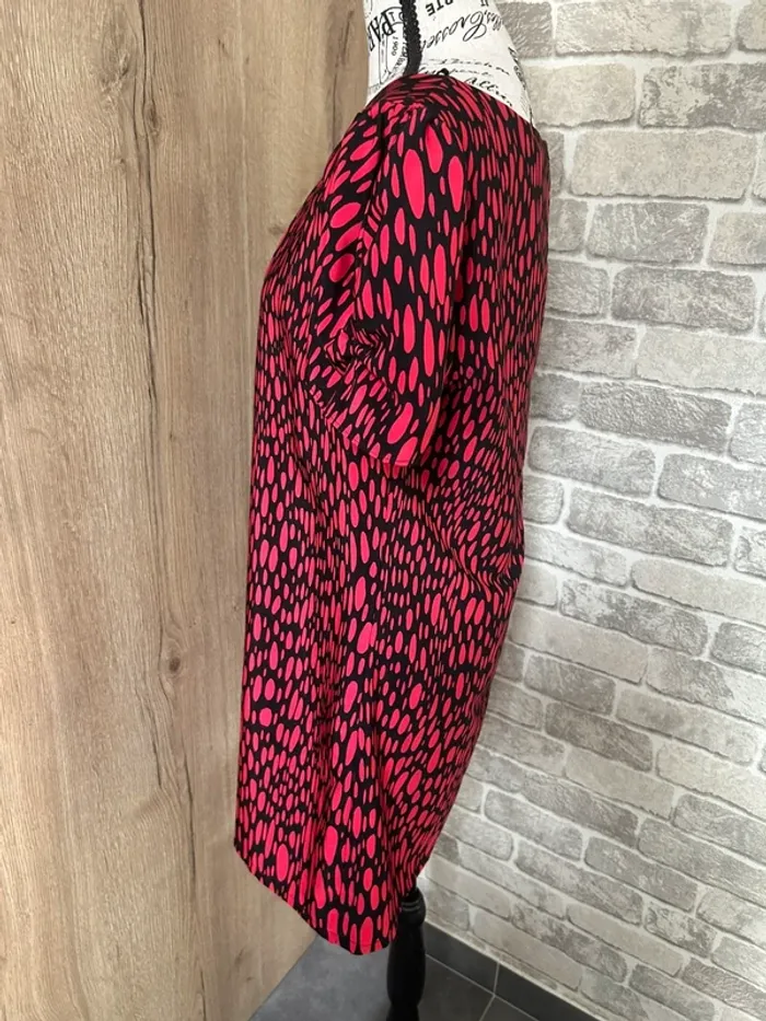 Robe rétro moderne et graphique taille 42 - photo numéro 5