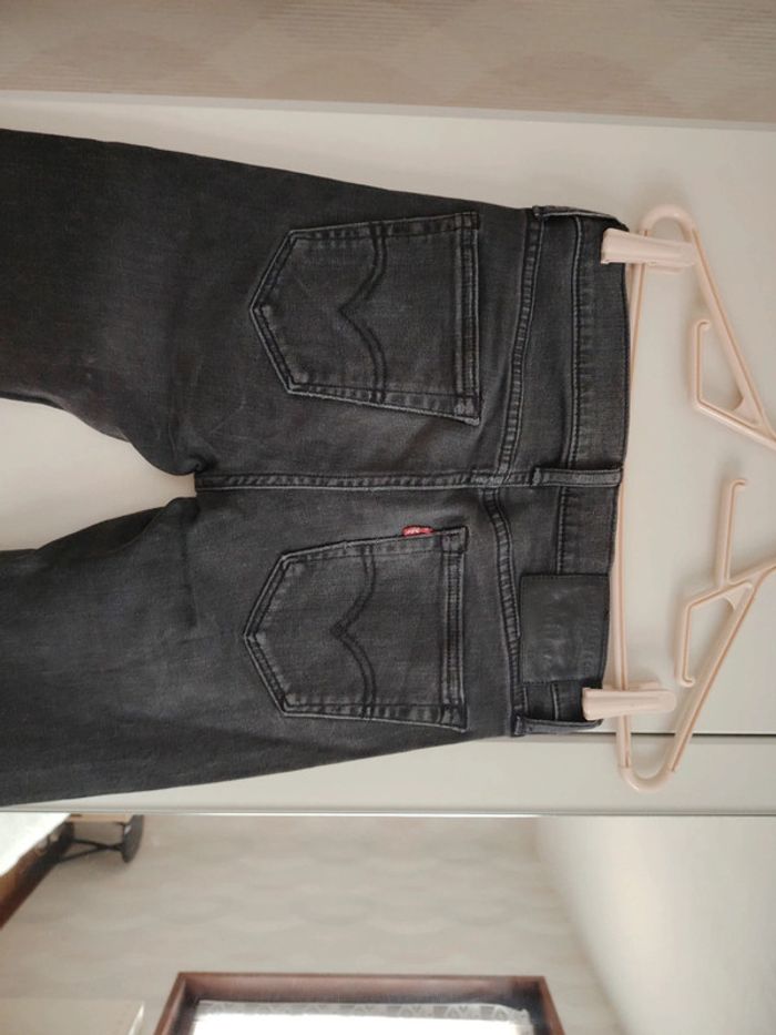 Jean Levi's 519 - photo numéro 9