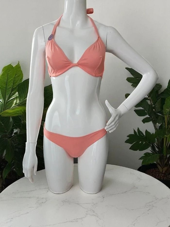Maillot de bain 2 pièces Etam (me contacter avant achat pour dispo)