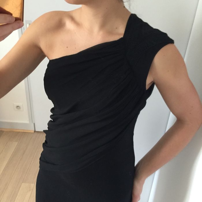 Robe asymétrique noire Les Petites - photo numéro 2