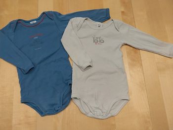 Lot de 2 bodys à manches longues 18 mois petit bateau