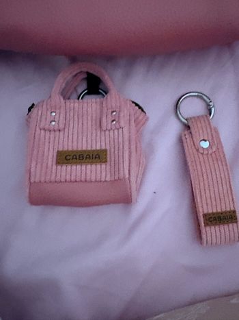 Picot et porte clé cabaia