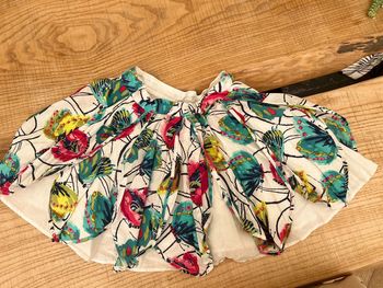 Jupe été catimini 10 ans à fleurs blanche papillon