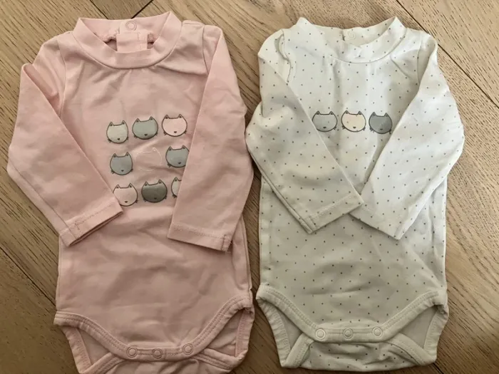 Lot 14 vêtements bébé fille 1 mois printemps/automne/hiver - photo numéro 4