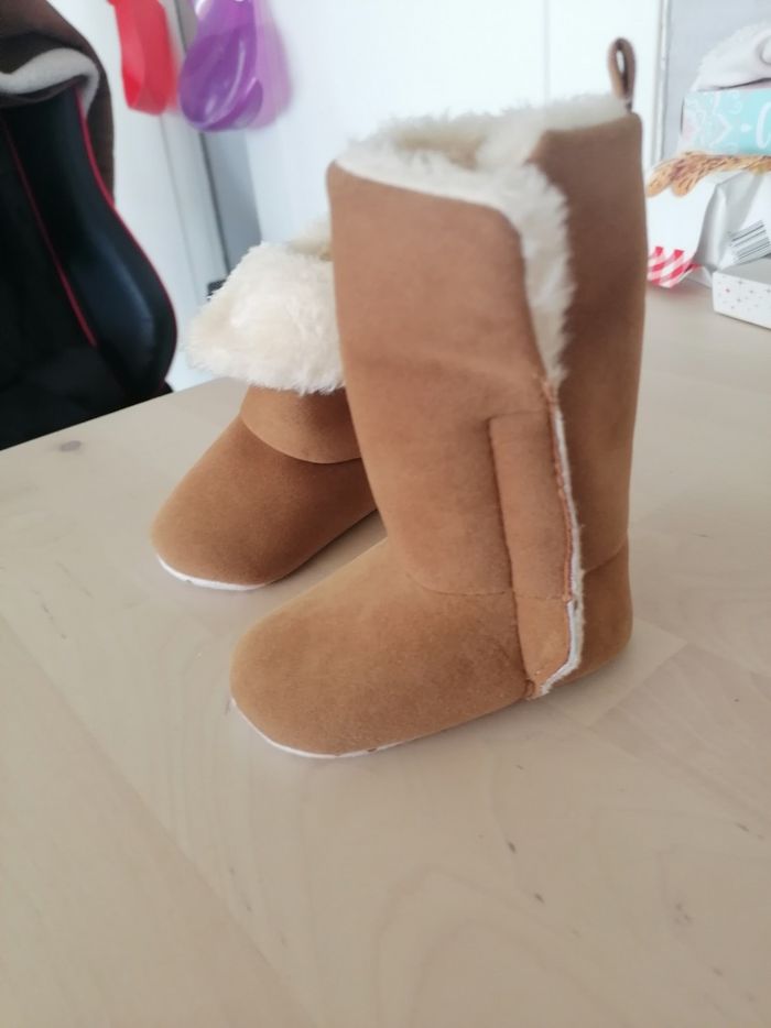 Chaussure bebe - photo numéro 3