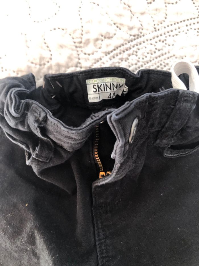 Pantalon noir - photo numéro 2
