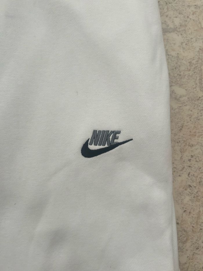 Jogging Nike blanc - photo numéro 2