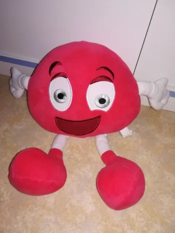 Doudou bonbon Fraise Tagada, neuf sans étiquette