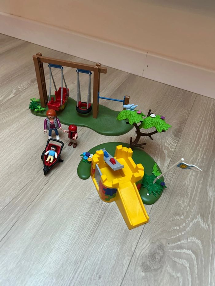 Aire de jeux Playmobil - photo numéro 2