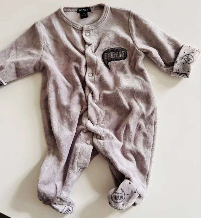 Pyjama, naissance