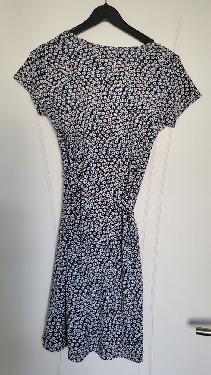 Robe été T36 - photo numéro 2