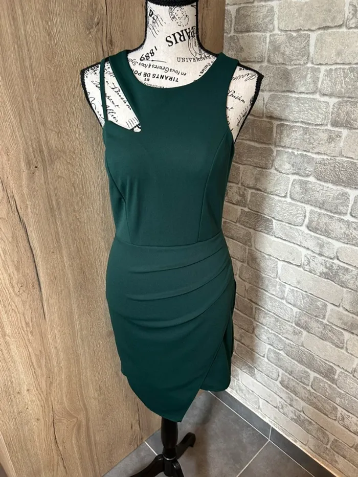 Robe de cocktail taille XS - photo numéro 2