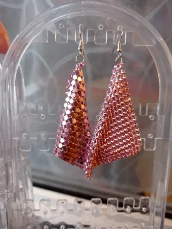 Boucles d'oreilles géométrique femme rose a strass