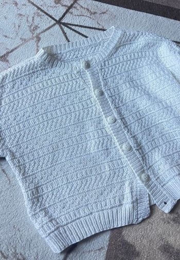 Gilet blanc 18 mois - photo numéro 5