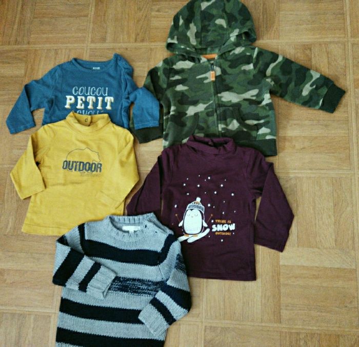 Lots de 9 vêtements garçon 6 mois