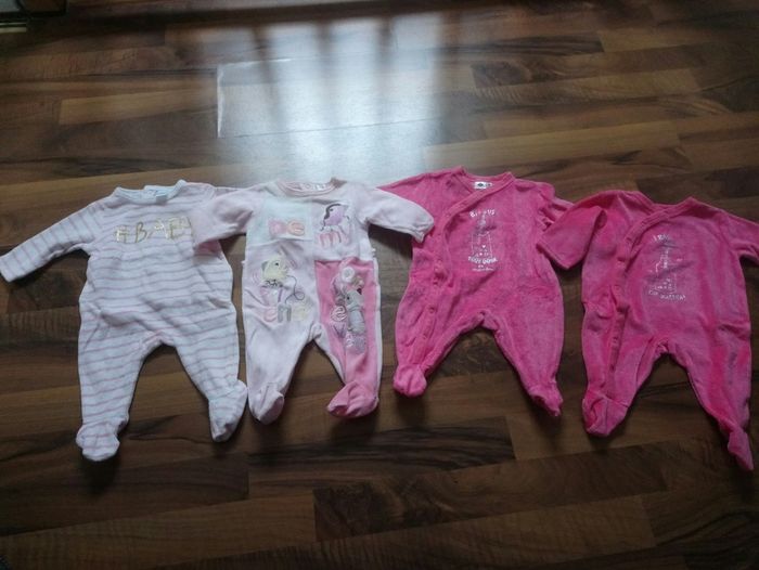 Lot pyjama 1mois
