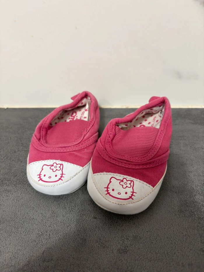 Chaussures hello kitty T16