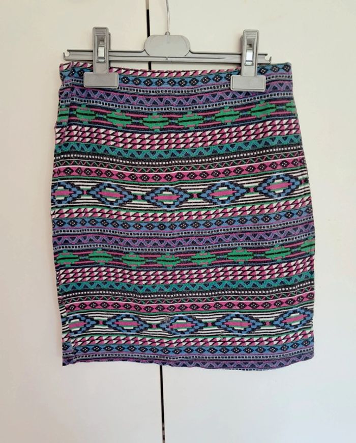 Mini-jupe t36 - photo numéro 2