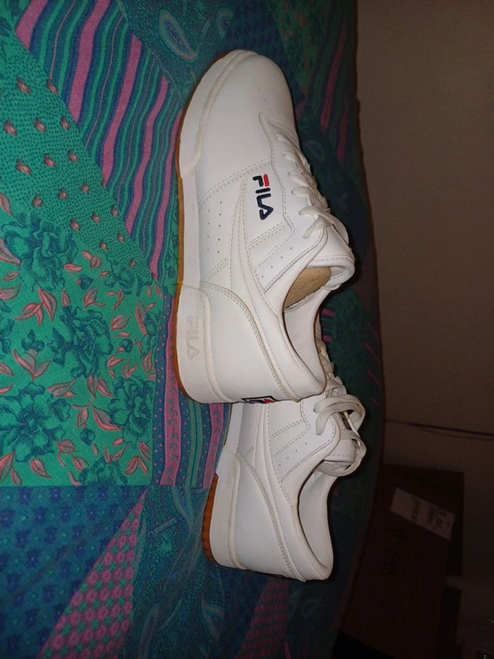 Basket Fila blanche - photo numéro 3