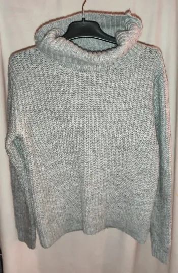 Pull gris 10ans