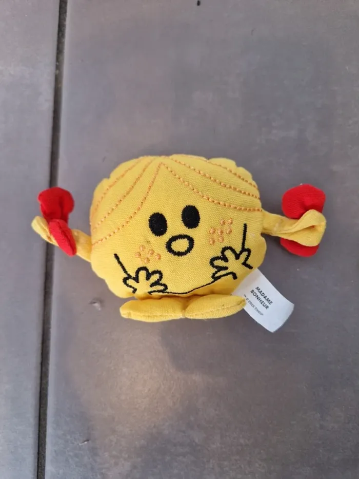 Lot 2 mini peluches Madame / Monsieur Bonheur – Jaune 🌞 - photo numéro 2