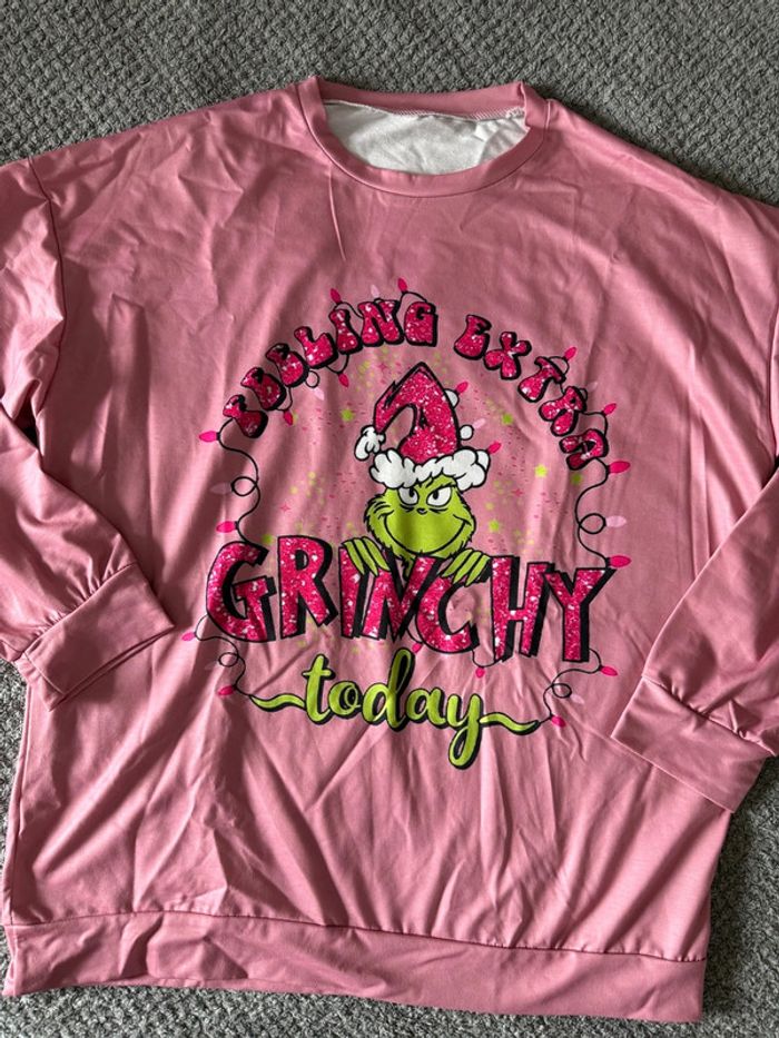 Pull de Noël le grinch (40) - photo numéro 2