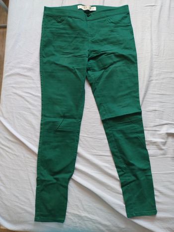 Pantalon legging vert taille 40
