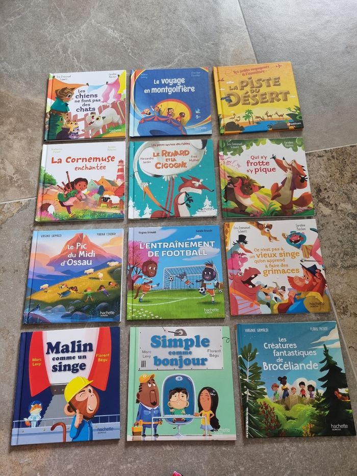 Lot de 12 livres