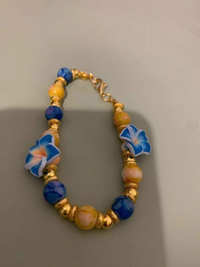 bracelet perles et fleurs - photo numéro 2