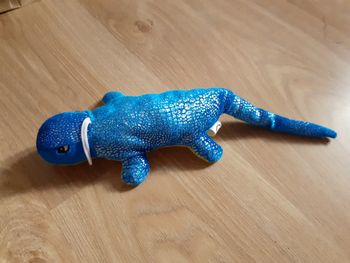 Peluche salamandre