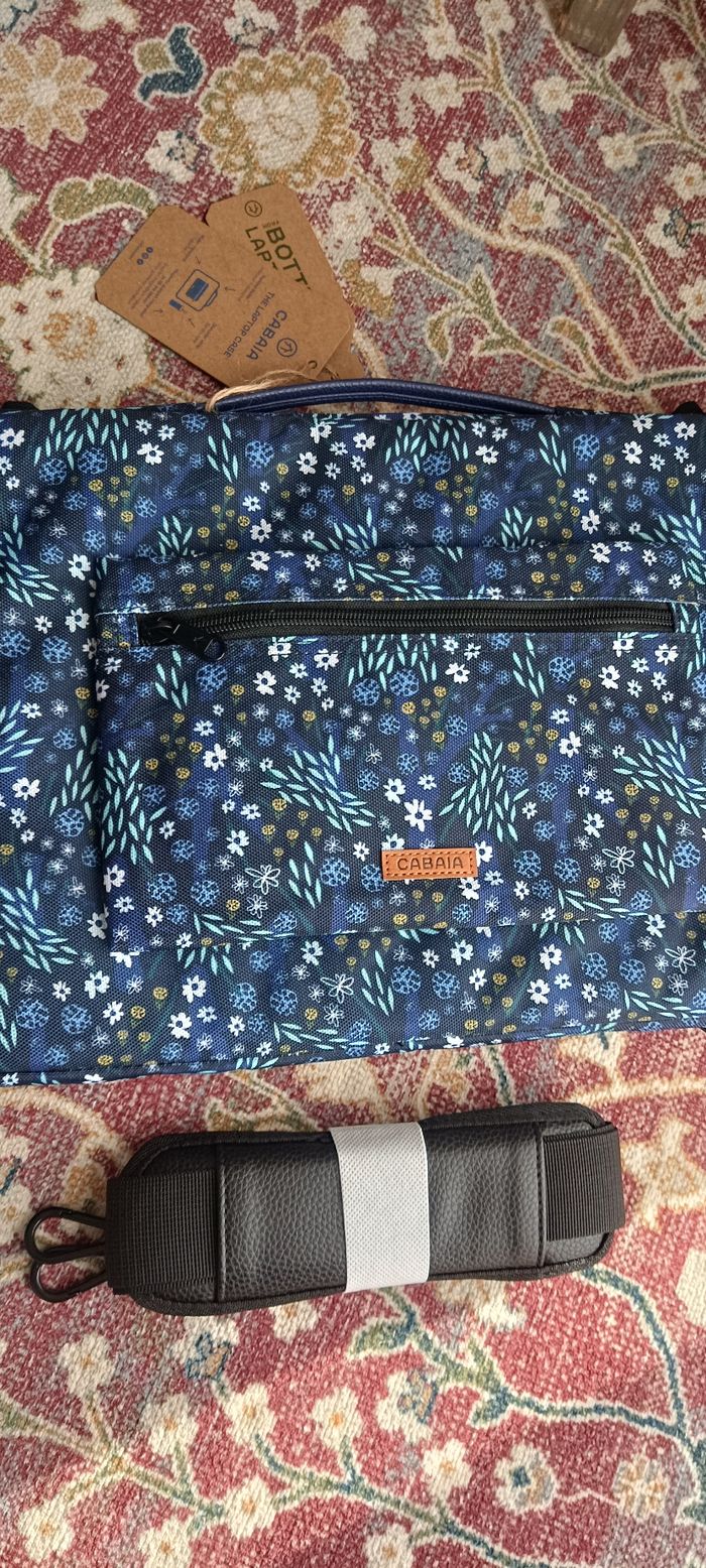 Pochette ordinateur 15-16 pouces neuve Cabaia - photo numéro 9