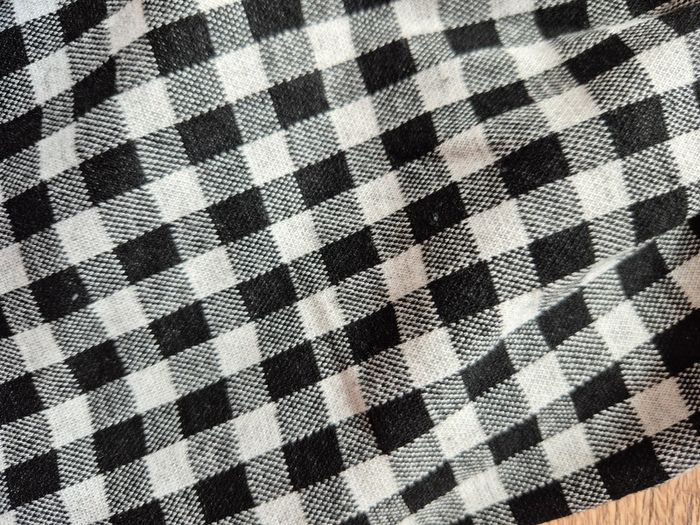 Ensemble 4 ans Jupe short carreau noir/blanc, Haut manche longue élastique poignet/taille - photo numéro 10