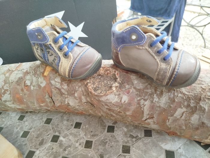 Lot de chaussures pour bébé - photo numéro 3