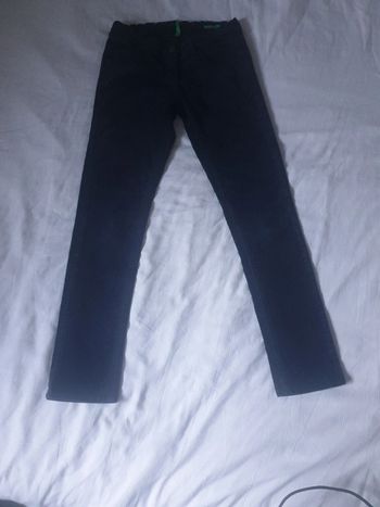 Pantalon velours bleu marine skinny strech marque benetton taille 10 ans