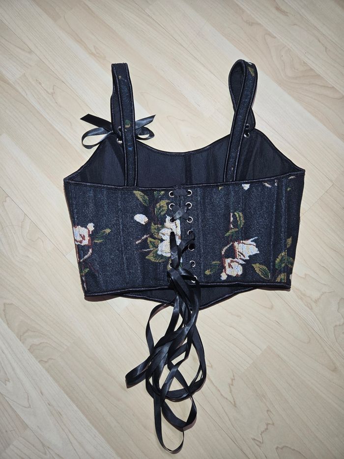 Corset à motifs fleurs et papillons côtelé lacets à l'arrière - photo numéro 6