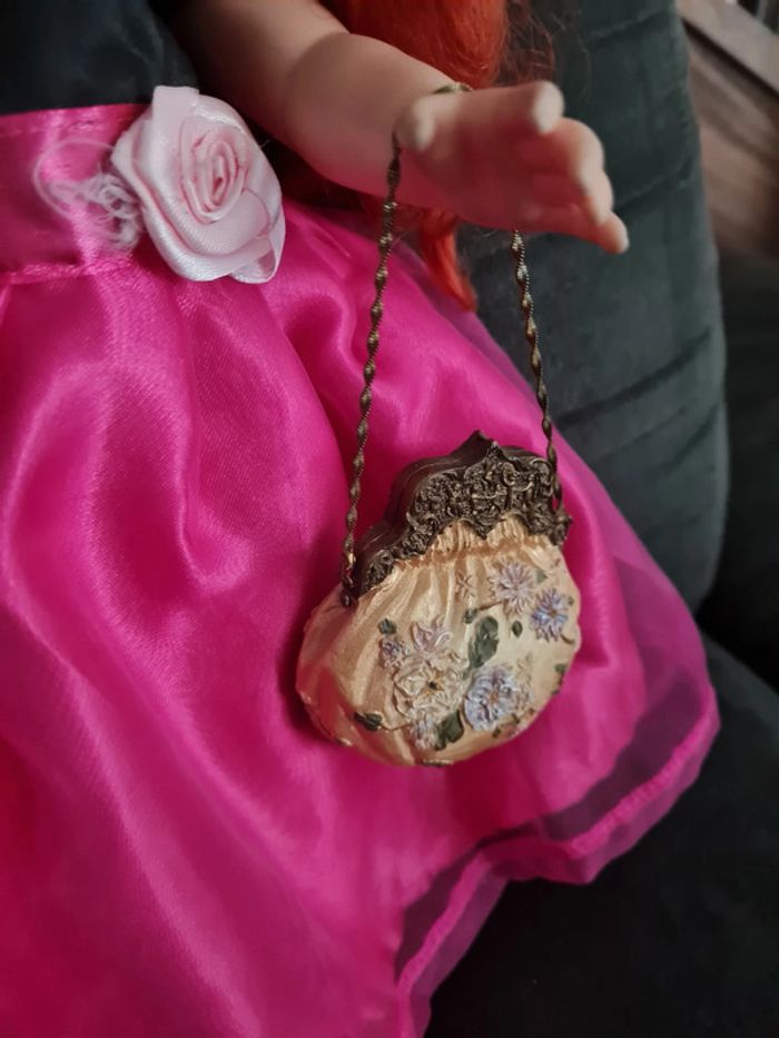 Poupée animator Disney ancienne sac bourse rétro Mérida - photo numéro 2